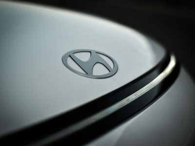 Smooth blue curves symbolizing flexibility and ease